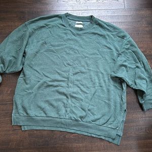 Oversized sweatshirt